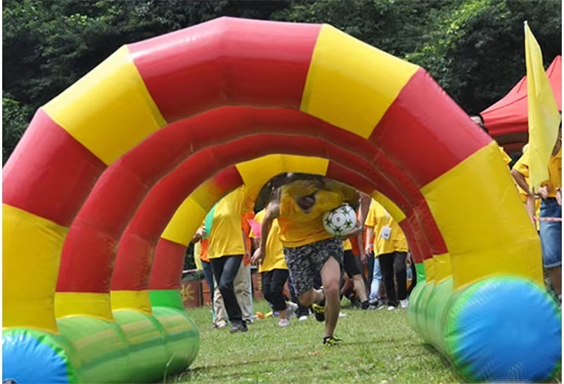 Team Sports - Gra wprawiająca w interakcję z innymi,